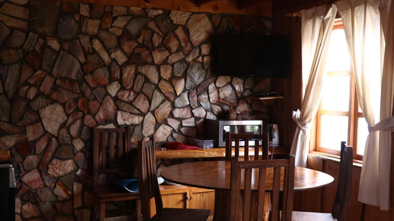 Cabanas Aitue Futaleufu Ngoại thất bức ảnh