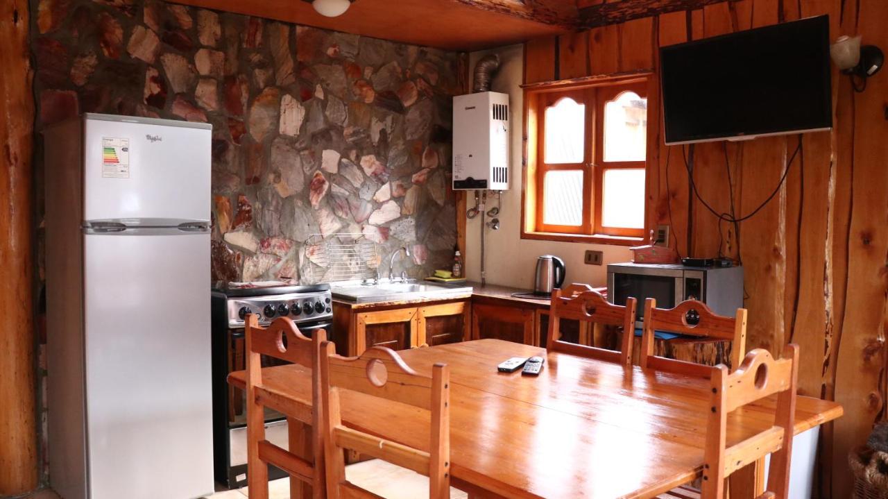 Cabanas Aitue Futaleufu Ngoại thất bức ảnh