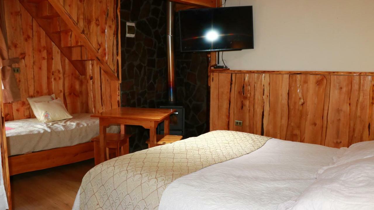 Cabanas Aitue Futaleufu Ngoại thất bức ảnh
