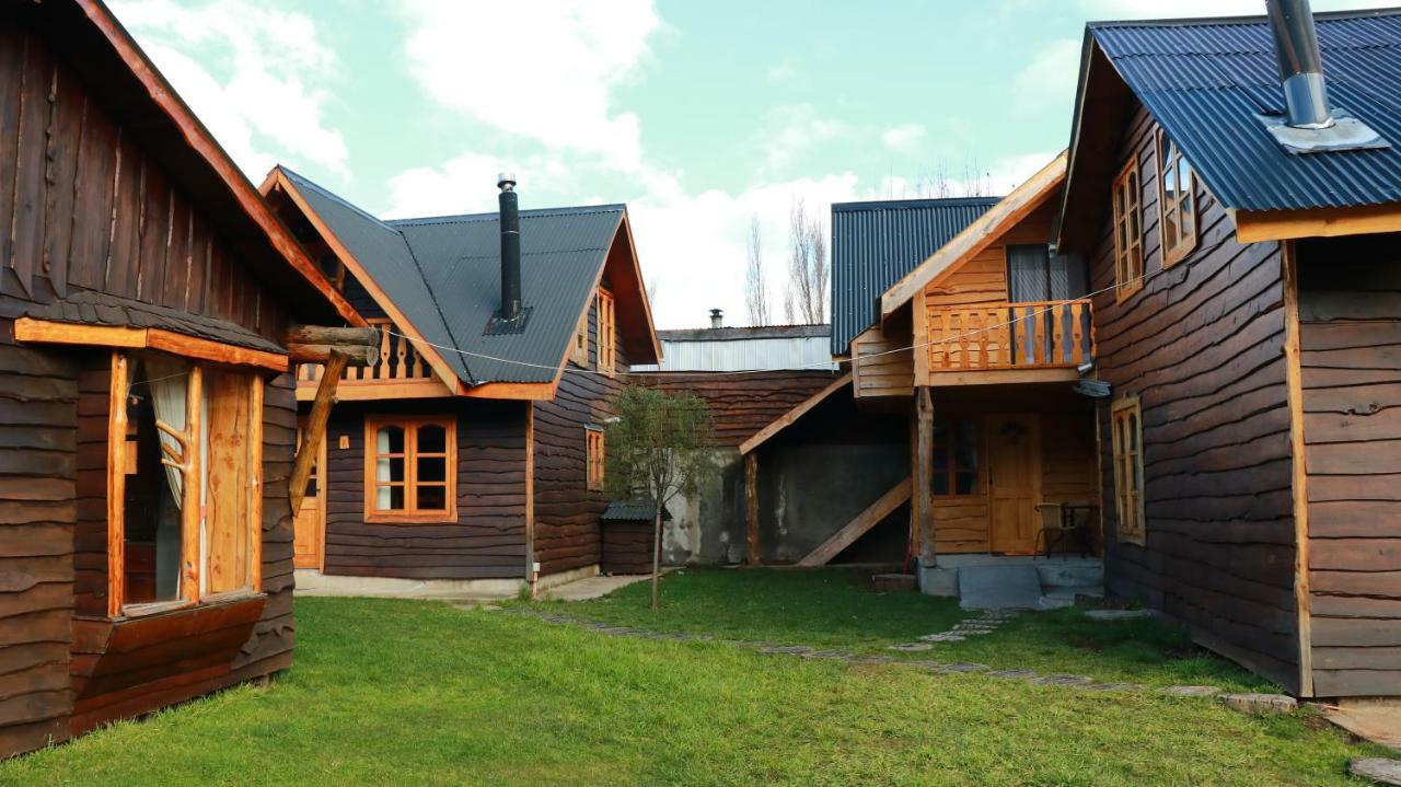 Cabanas Aitue Futaleufu Ngoại thất bức ảnh